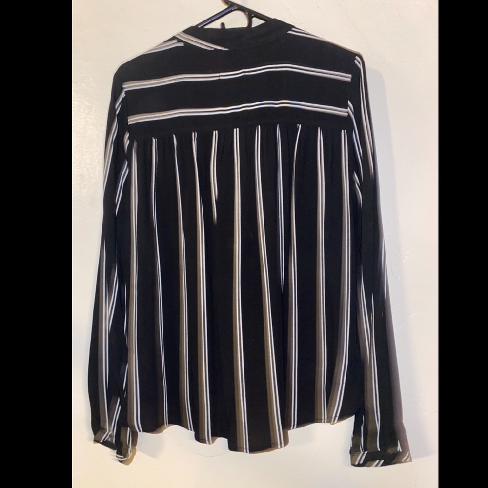Blouse - Picture 3 of 5